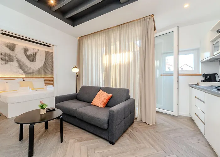 Dioniz Luxury Apartments 1