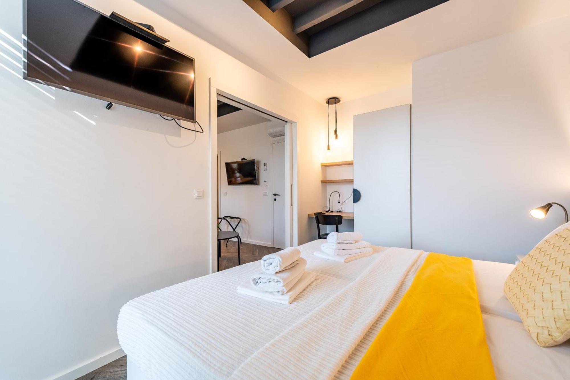 Dioniz Luxury 1
